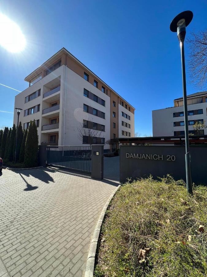 Big Forest Apartman Daire Debrecen Dış mekan fotoğraf